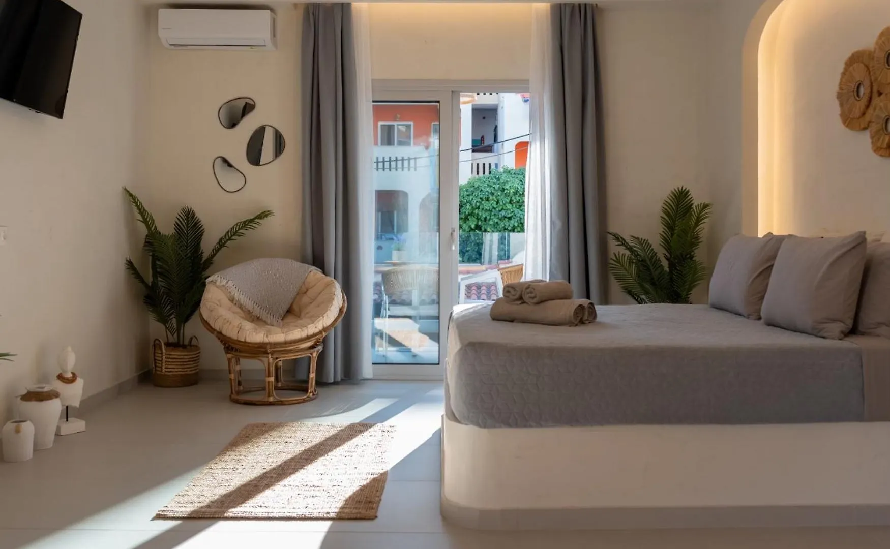 Iosif Luxury Rooms Center Neos Marmaras Griekenland